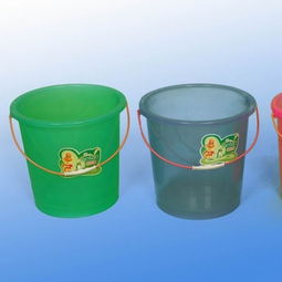 蓝黛日用品 塑料桶的实用性与生活智慧